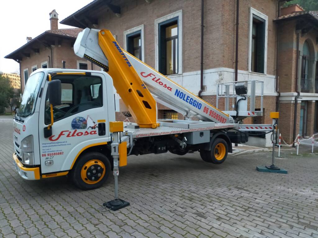 PIATTAFORMA 27 MT